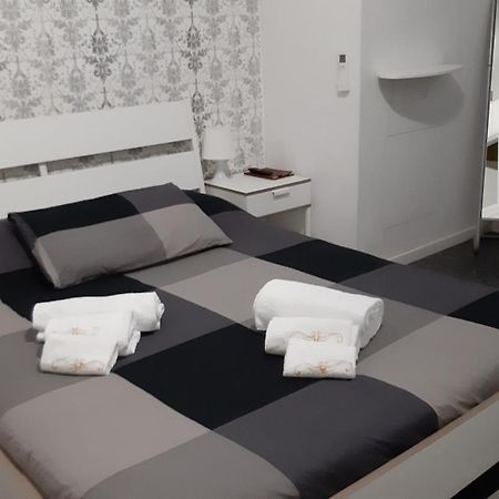 Manzoni Residence Como Luaran gambar