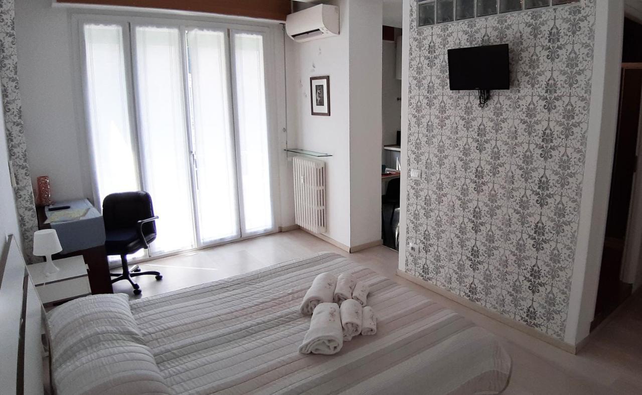 Manzoni Residence Como Luaran gambar