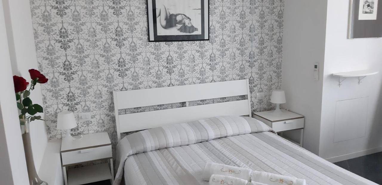 Manzoni Residence Como Luaran gambar